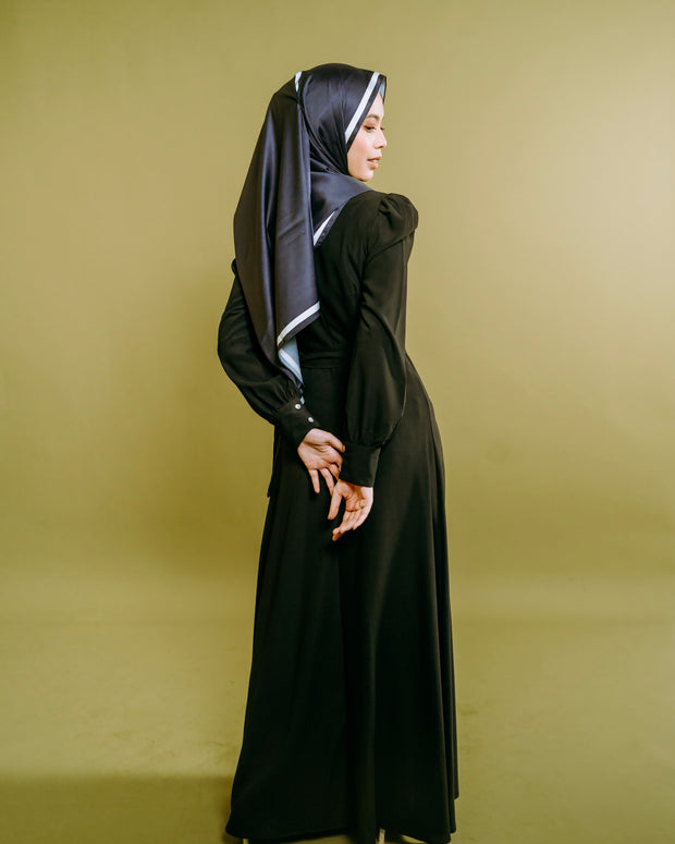 Naqiyah Square Neck Maxi Dress