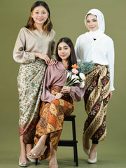 Batik Pario Wrap