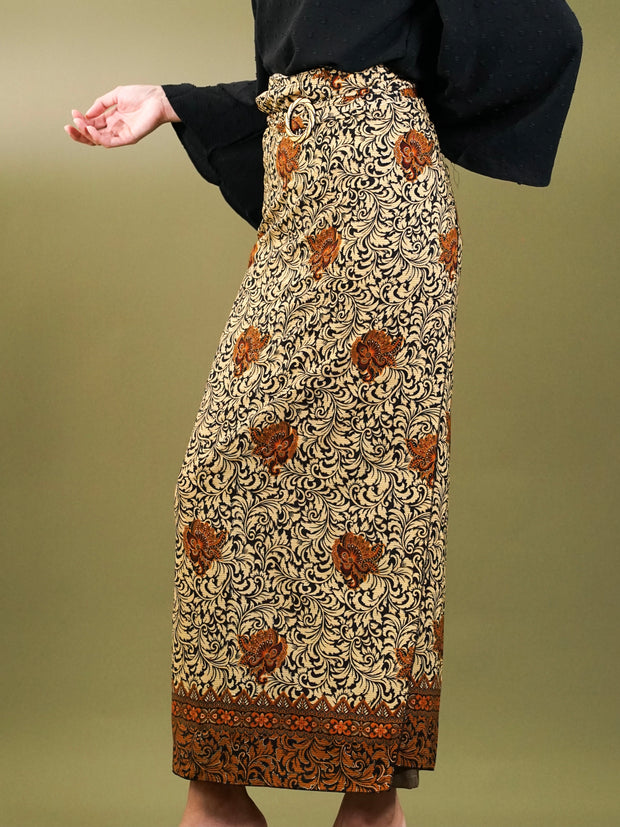 Batik Pario Wrap