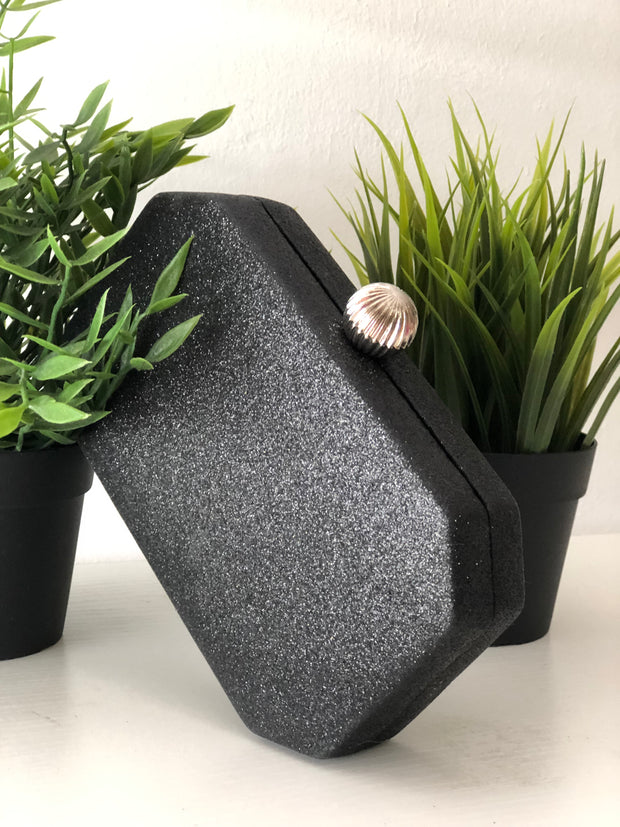 Black Purse with Classic Ball Clip